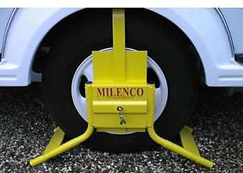 Milenco C13 Wheel Clamp - Fits 13" Single Axle & 14" Twin Axles