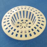 W4 Compact Sink Waste Strainer - White