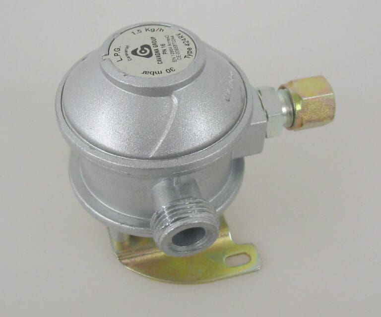Cavagna Fixed Gas Bulkhead Regulator 90° 10MM